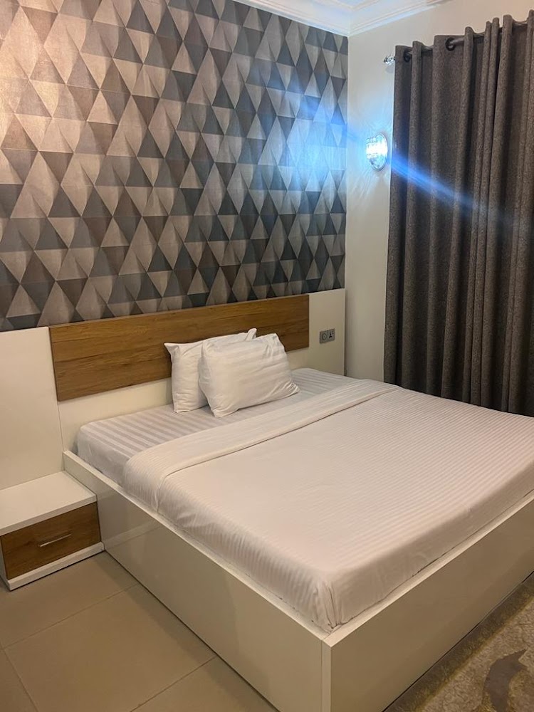 RB Hotel and Suites photo 3